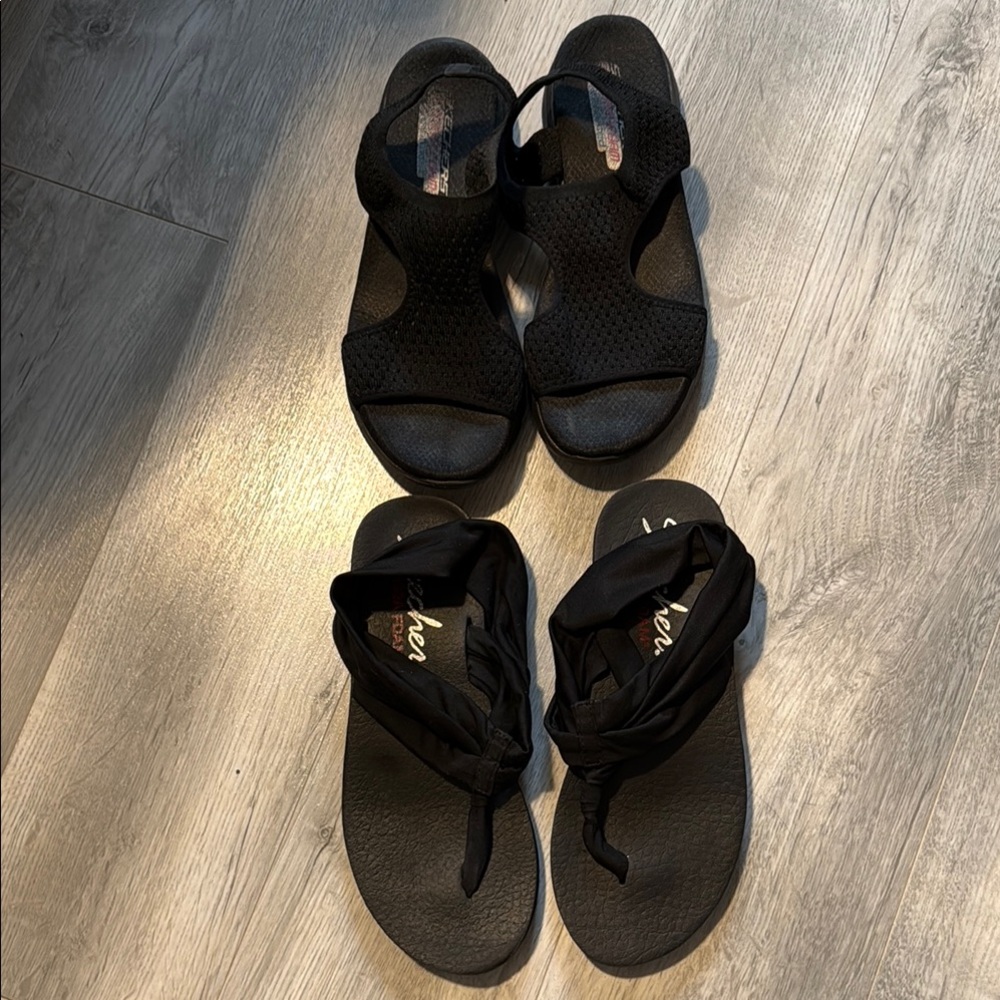 Skechers black casual sandals 2 pair size 8